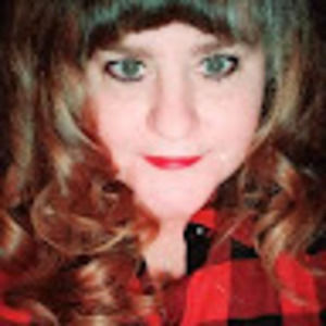 Meet your Posher, Lorraine